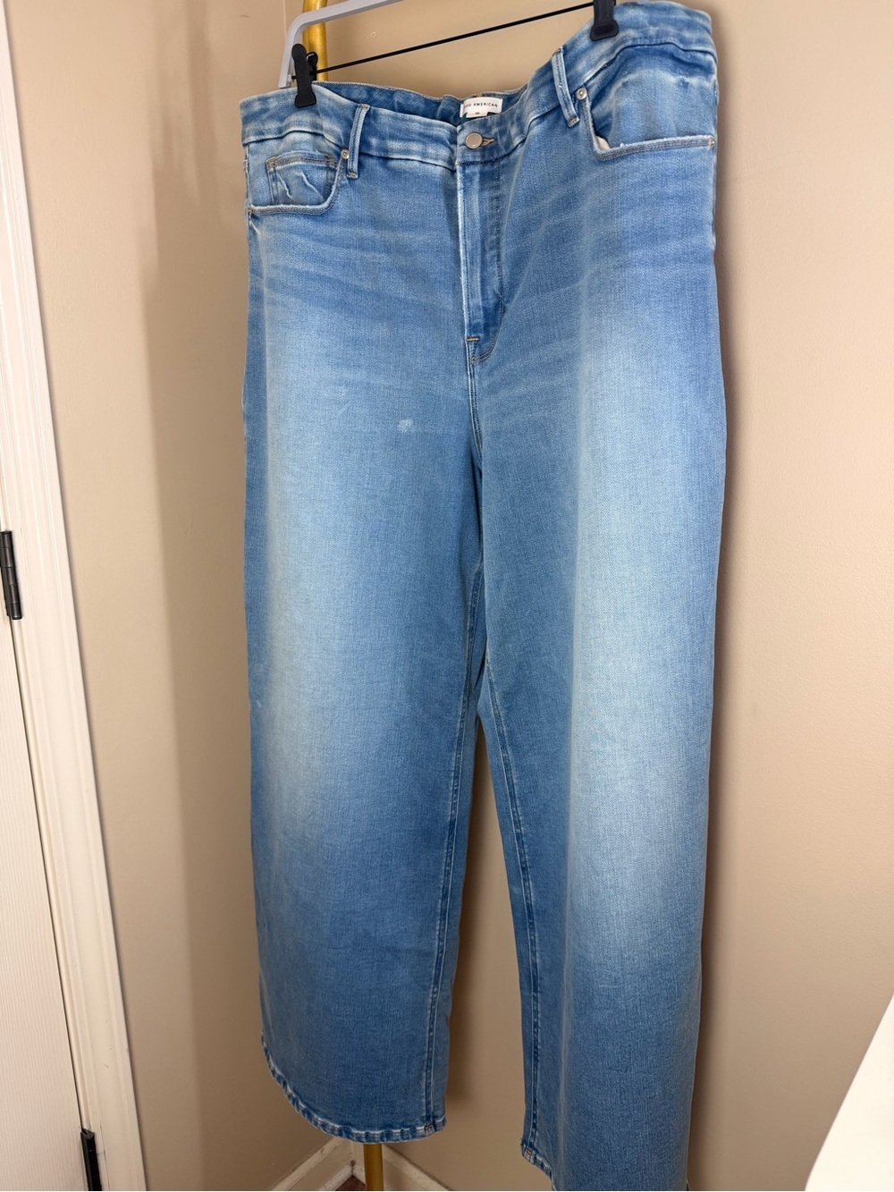 ✨NWOT Good American Mother Straight Jeans 👖